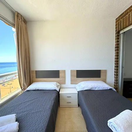 Carolina Firstline * 貝尼多姆