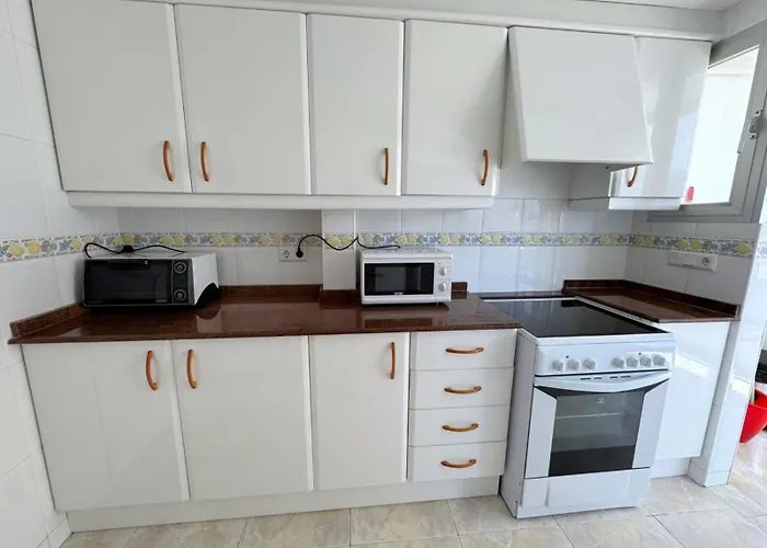 Carolina Firstline *