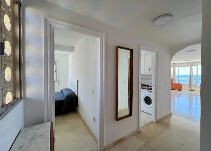 Carolina Firstline *