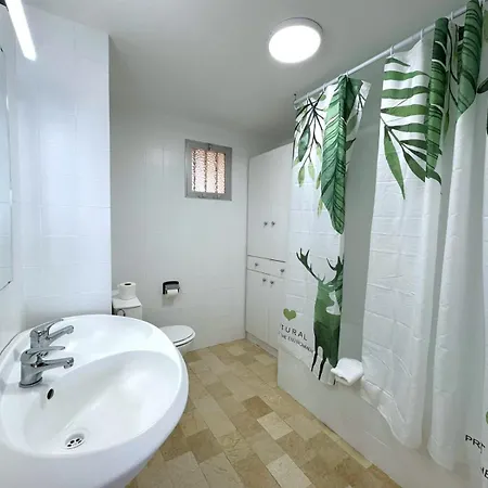 Carolina Firstline Benidorm