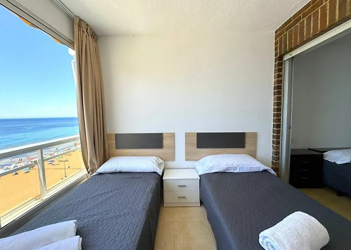 Carolina Firstline * Benidorm