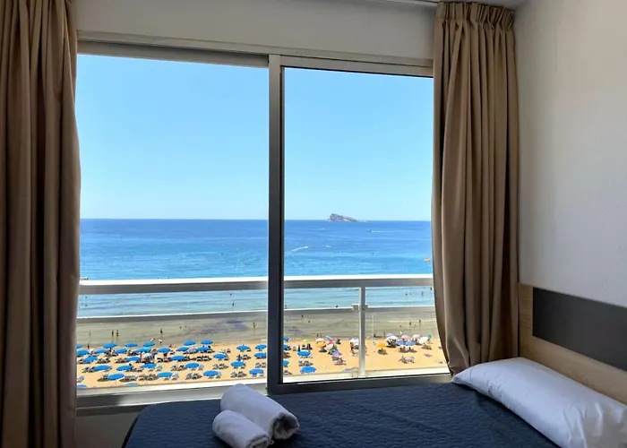 Carolina Firstline Apartman Benidorm